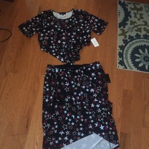 Eloquii star Print Faux wrap skirt & Tie top